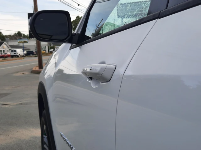 2026 GMC Terrain Elevation, bílá, 536 km, dovoz Kanada — foto 9 z 20
