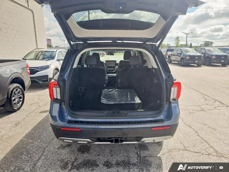 2026 Ford Explorer ACTIVE W/100A PKG, 11 621 km, dovoz Kanada — foto 12 z 12
