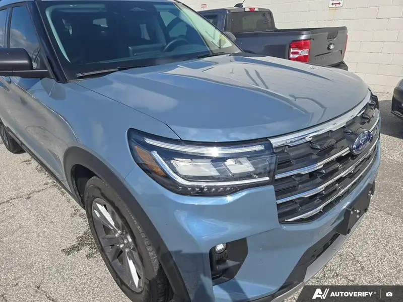 2026 Ford Explorer ACTIVE W/100A PKG, 11 621 km, dovoz Kanada — foto 8 z 12