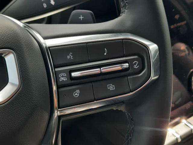 2027 GMC Terrain Elevation, bílá, dovoz Kanada — foto 14 z 20