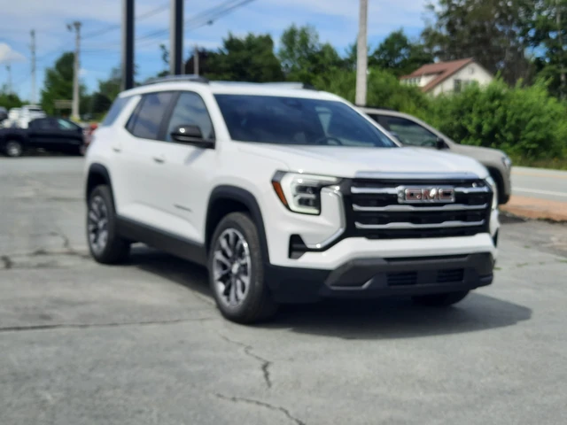 2027 GMC Terrain Elevation, bílá, dovoz Kanada — foto 4 z 20
