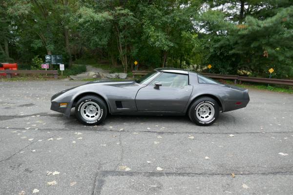 1981 Chevrolet, dovoz USA — foto 4 z 12