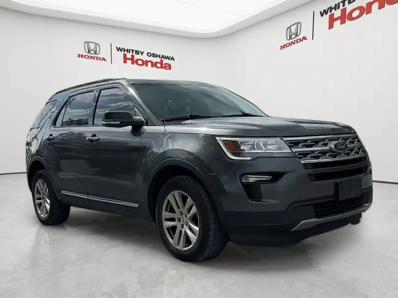 2018 Ford Explorer XLT, šedá, 245 849 km, dovoz Kanada — foto 11 z 12