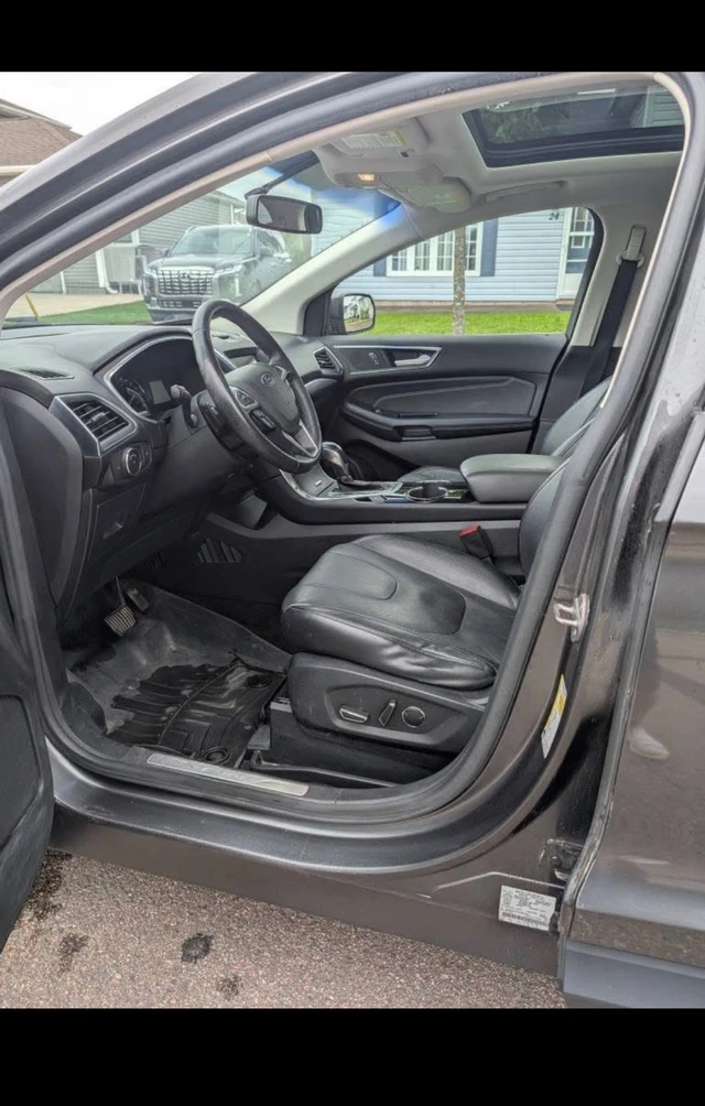 2016 Ford Edge, 178 150 km, dovoz Kanada — foto 5 z 5