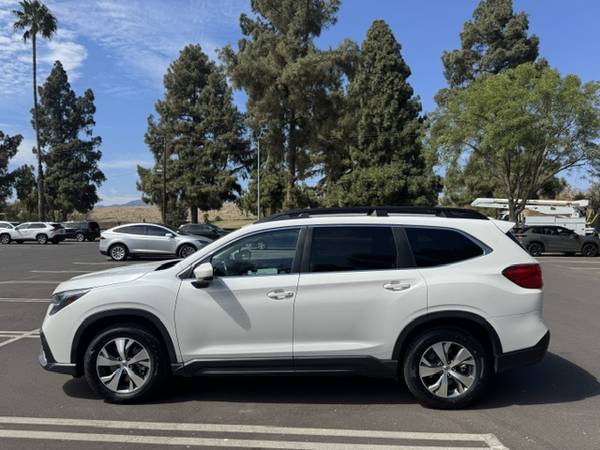 2024 Subaru, dovoz USA — foto 2 z 12