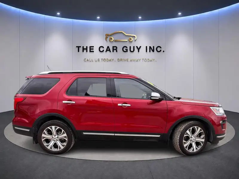 2018 Ford Explorer Platinum, červená, 215 000 km, dovoz Kanada — foto 3 z 12