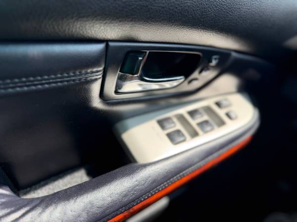 2007 Lexus, dovoz USA — foto 11 z 12