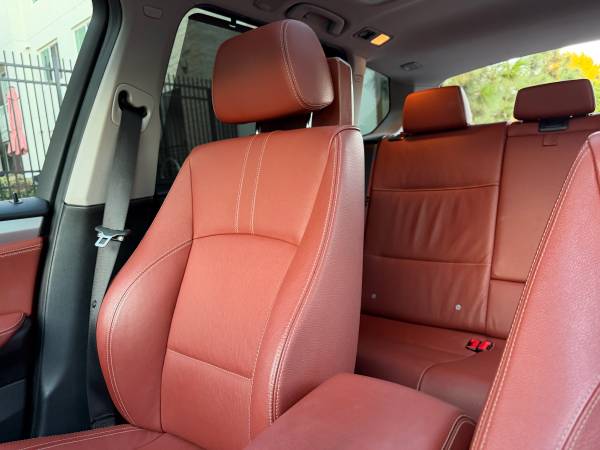 2011 BMW, dovoz USA — foto 5 z 12
