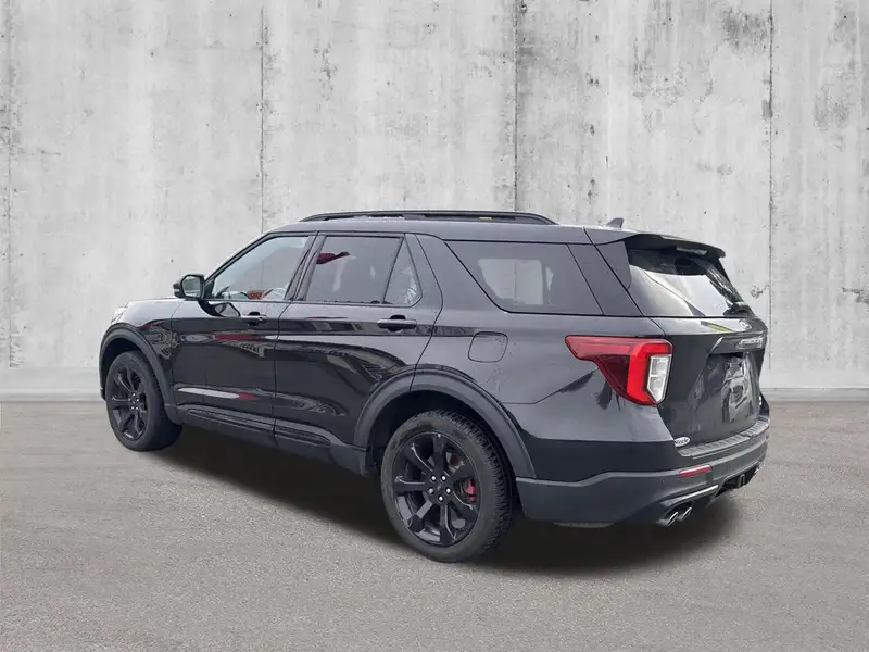 2022 Ford Explorer ST, černá, 70 657 km, dovoz Kanada — foto 7 z 12