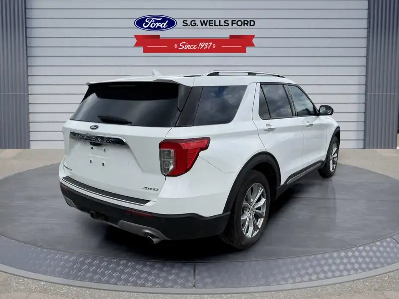 2023 Ford Explorer Limited, bílá, 65 831 km, dovoz Kanada — foto 4 z 8