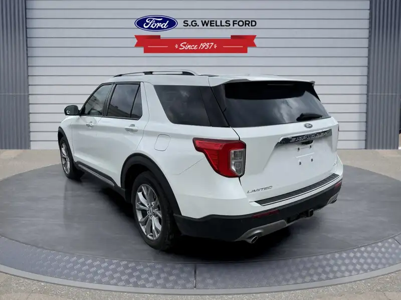 2023 Ford Explorer Limited, bílá, 65 831 km, dovoz Kanada — foto 6 z 8