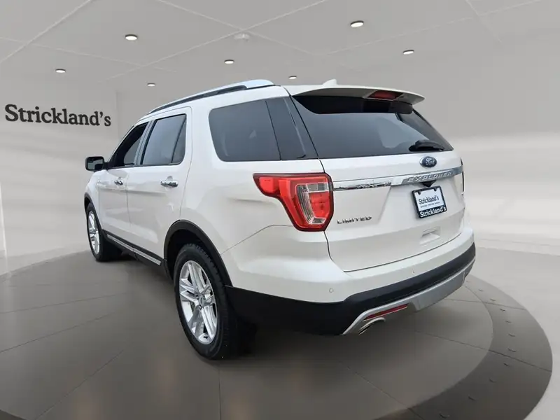 2017 Ford Explorer LIMITED, bílá, 178 001 km, dovoz Kanada — foto 4 z 12