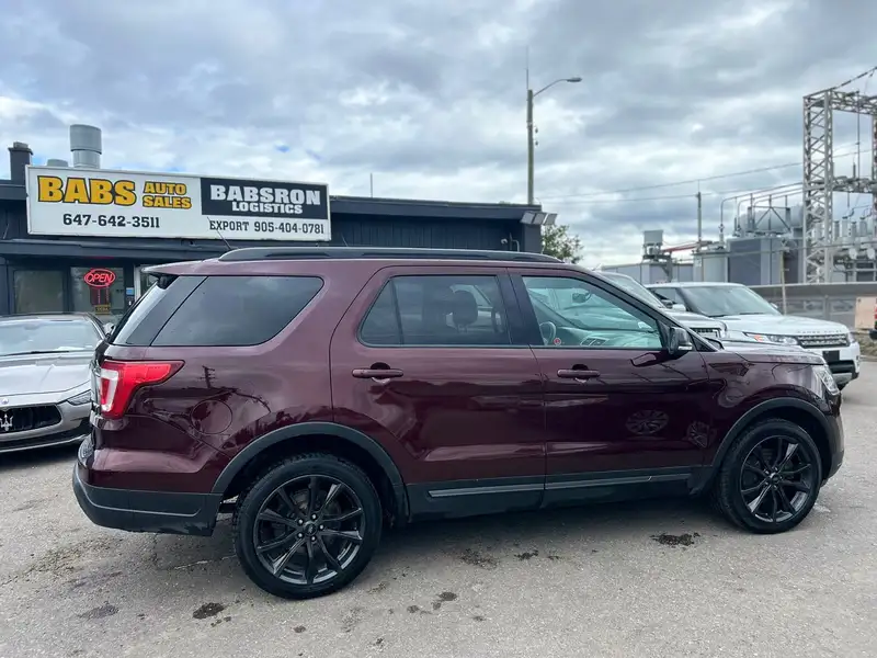 2018 Ford Explorer XLT, červená, 234 155 km, dovoz Kanada — foto 7 z 12