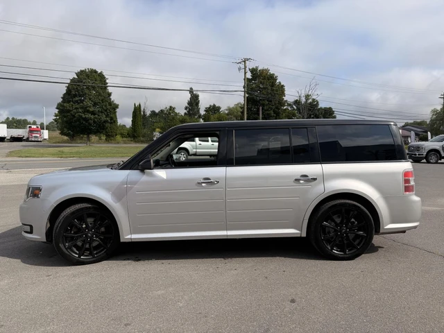 2017 Ford Flex SEL, bílá, 155 060 km, dovoz Kanada — foto 4 z 5