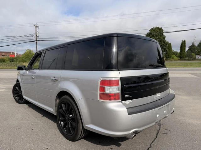 2017 Ford Flex SEL, bílá, 155 060 km, dovoz Kanada — foto 5 z 5