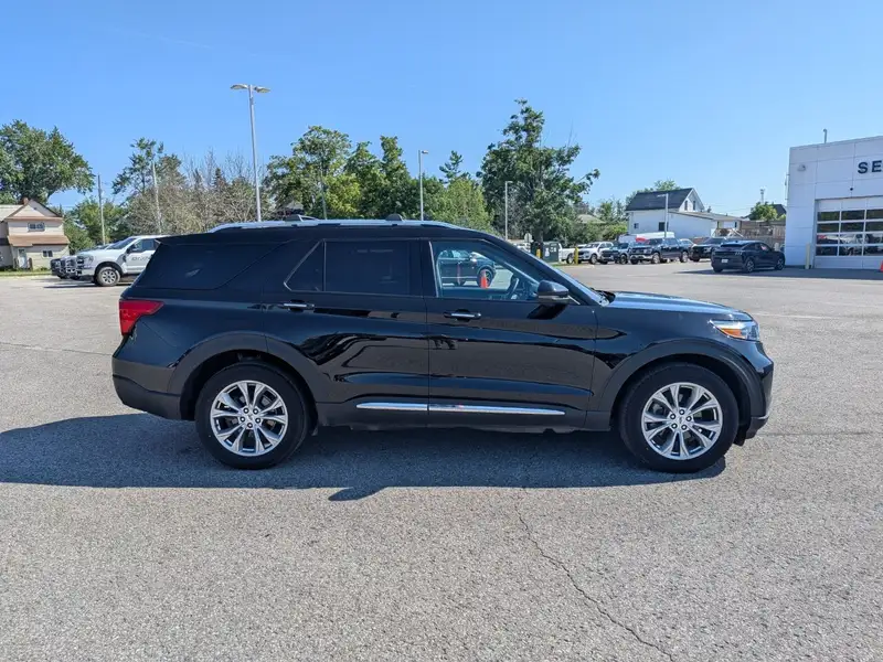 2023 Ford Explorer Limited 4WD, černá, 99 077 km, dovoz Kanada — foto 4 z 12