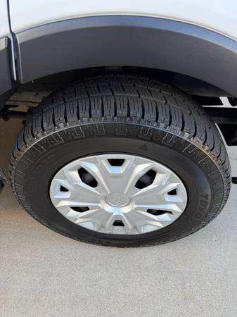 2019 Ford, dovoz USA — foto 9 z 10