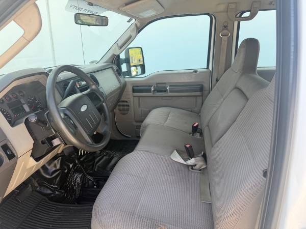 2008 Ford, dovoz USA — foto 5 z 10