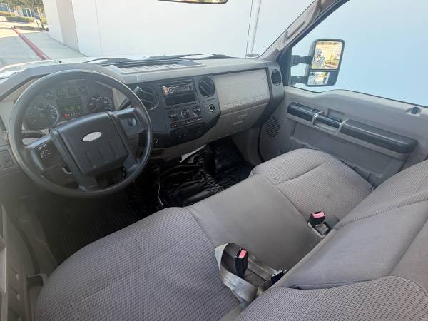 2008 Ford, dovoz USA — foto 6 z 10
