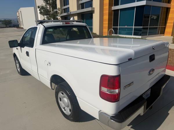 2008 Ford, dovoz USA — foto 3 z 11
