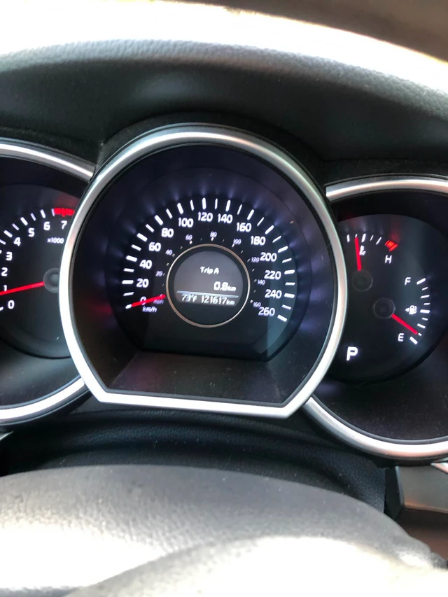 2015 Kia Optima, 121 617 km, dovoz Kanada — foto 4 z 5