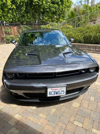 2018 Dodge, dovoz USA — foto 12 z 12