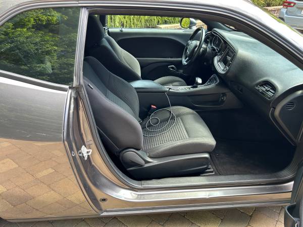2018 Dodge, dovoz USA — foto 2 z 12