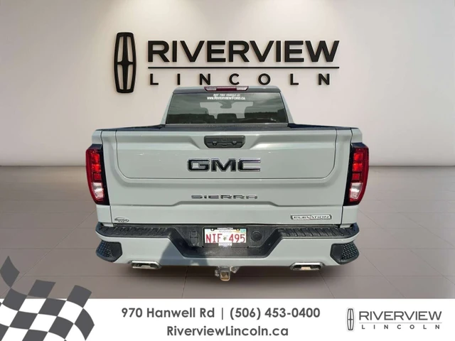 2024 GMC Sierra 1500 ELEVATION, zelená, 138 482 km, dovoz Kanada — foto 3 z 17