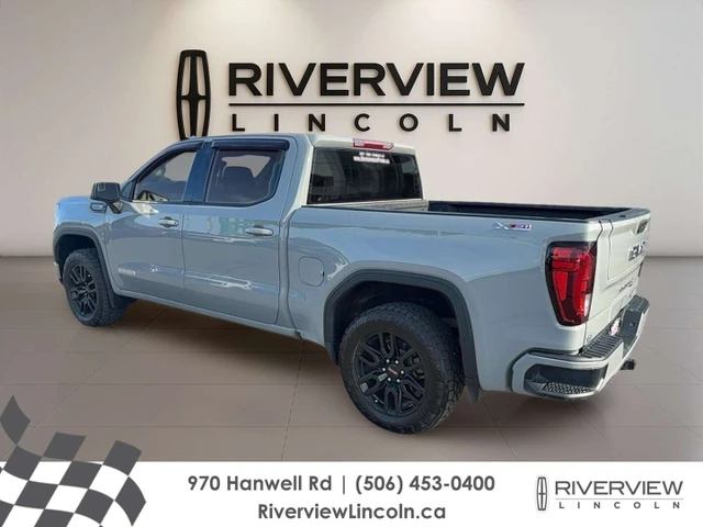 2024 GMC Sierra 1500 ELEVATION, zelená, 138 482 km, dovoz Kanada — foto 4 z 17