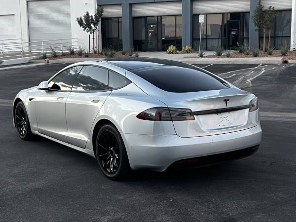 2018 Tesla, dovoz USA — foto 3 z 12