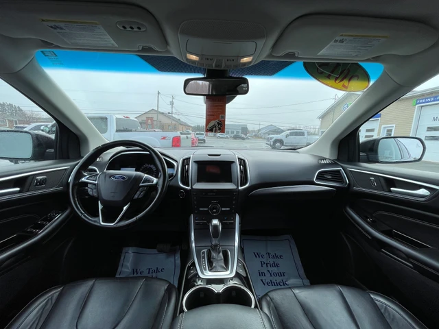 2015 Ford Edge Titanium, černá, 169 199 km, dovoz Kanada — foto 4 z 5