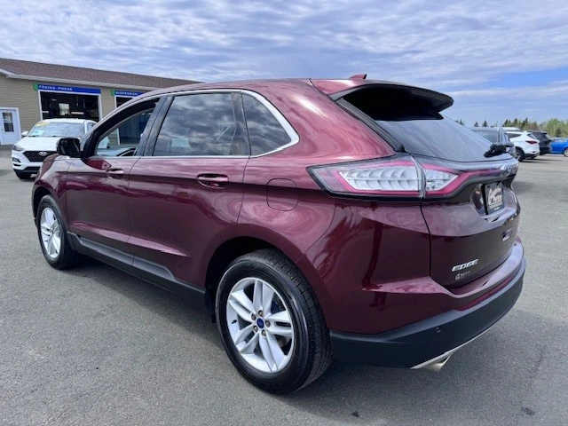 2016 Ford Edge SEL, červená, 169 265 km, dovoz Kanada — foto 3 z 5