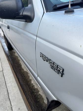2002 Ford, dovoz USA — foto 9 z 12