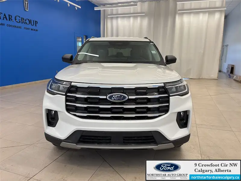 2026 Ford Explorer Active w/200A Pkg, bílá, 11 km, dovoz Kanada — foto 2 z 12