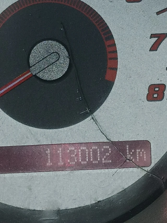 2008 Pontiac Solstice, černá, 113 000 km, dovoz Kanada — foto 2 z 5