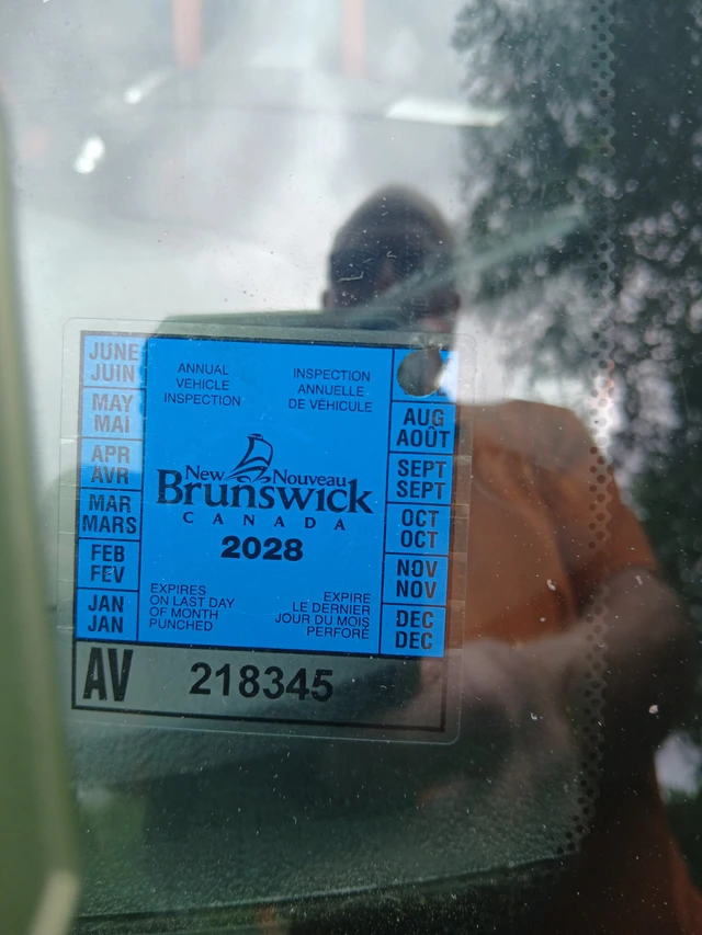 2008 Pontiac Solstice, černá, 113 000 km, dovoz Kanada — foto 4 z 5