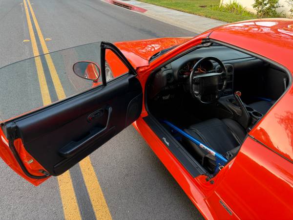 1990 Mazda, dovoz USA — foto 11 z 12
