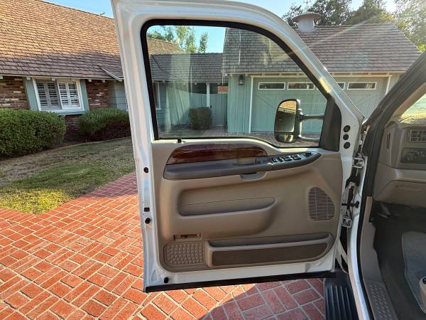 2001 Ford, dovoz USA — foto 9 z 12