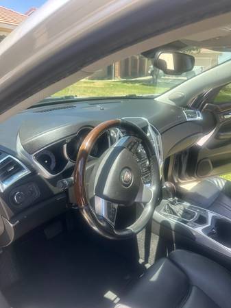 2012 Cadillac, dovoz USA — foto 5 z 12