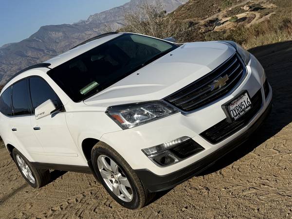 2017 Chevrolet, dovoz USA — foto 9 z 12