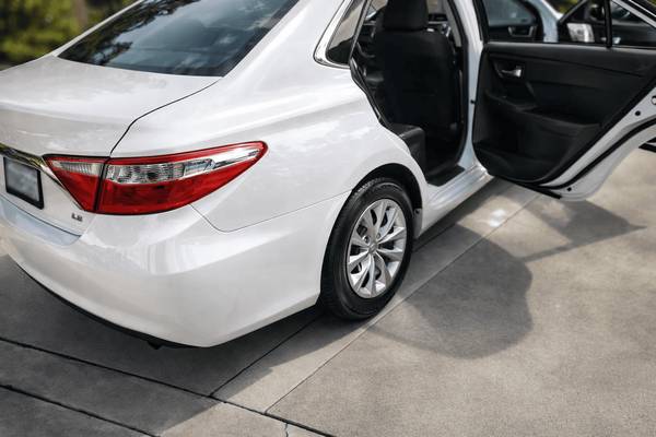 2017 Toyota, dovoz USA — foto 2 z 7