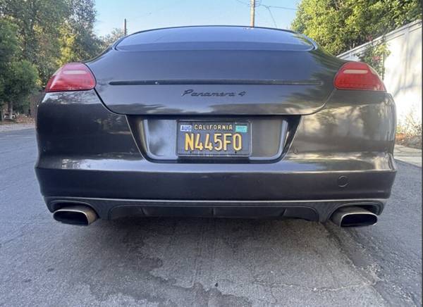 2011 Porsche, dovoz USA — foto 3 z 12