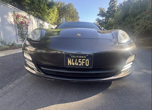 2011 Porsche, dovoz USA — foto 5 z 12
