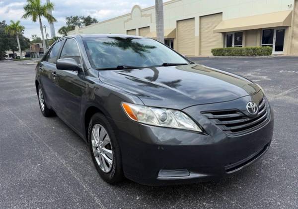 Toyota, dovoz USA — foto 3 z 12