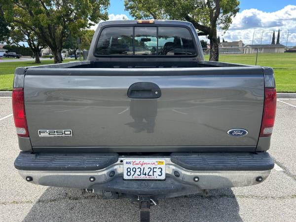 2006 Ford, dovoz USA — foto 11 z 12