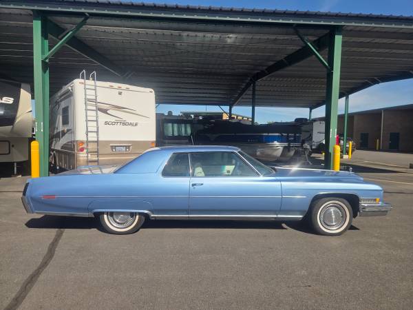 Cadillac, dovoz USA — foto 4 z 12