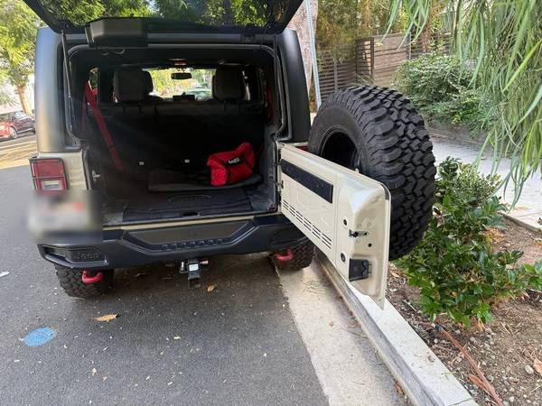 2017 Jeep, dovoz USA — foto 7 z 12