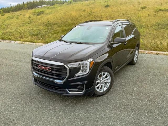 2022 GMC Terrain SLE, černá, 102 848 km, dovoz Kanada — foto 2 z 5