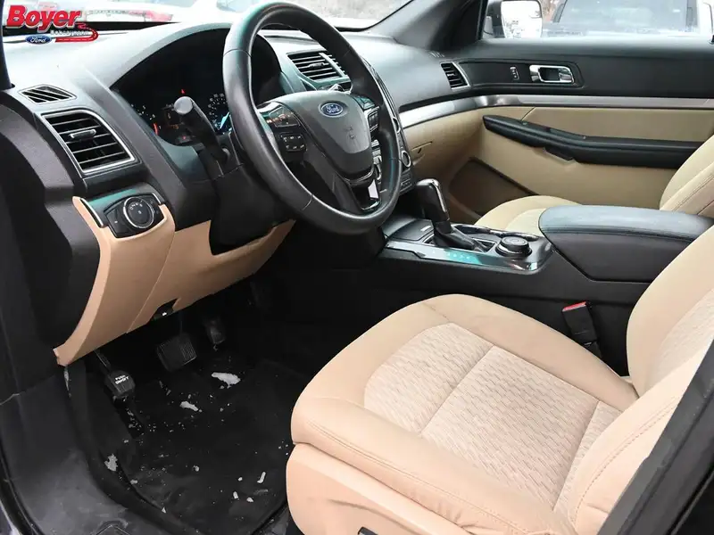 2017 Ford Explorer Base 4dr 4x4, 176 269 km, dovoz Kanada — foto 9 z 12