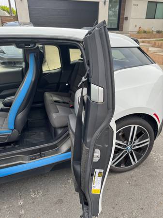 2016 BMW, dovoz USA — foto 6 z 11
